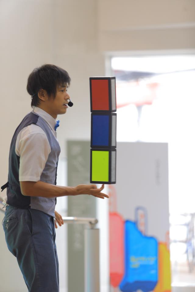 42787976_2132513823656220_1721457797436014592_n